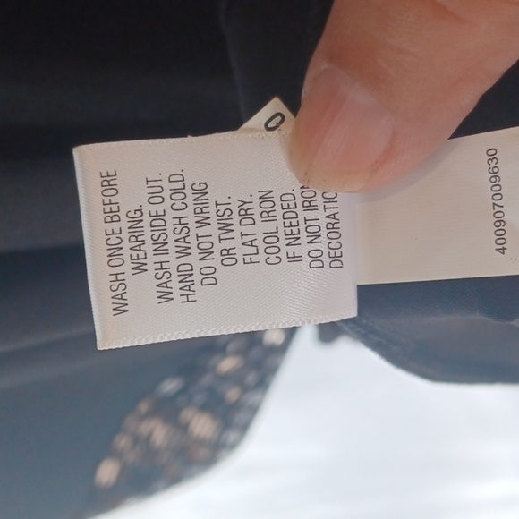 Elle Black sequined mini dress - Picture 7 of 7